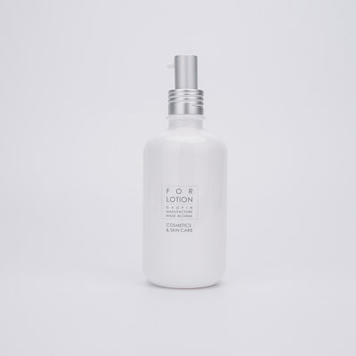 بطری های پلاستیکی 50ml 40ml 250ml لوازم آرایشی با پمپ درمان آلومینیوم